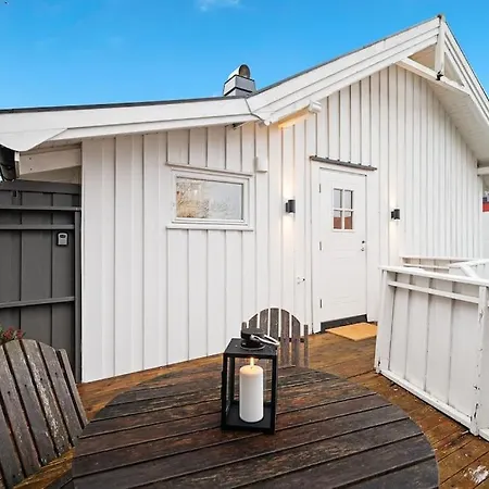 P - Two-bedroom In A Cozy Neighborhood Near The Center Appartement Porsgrunn